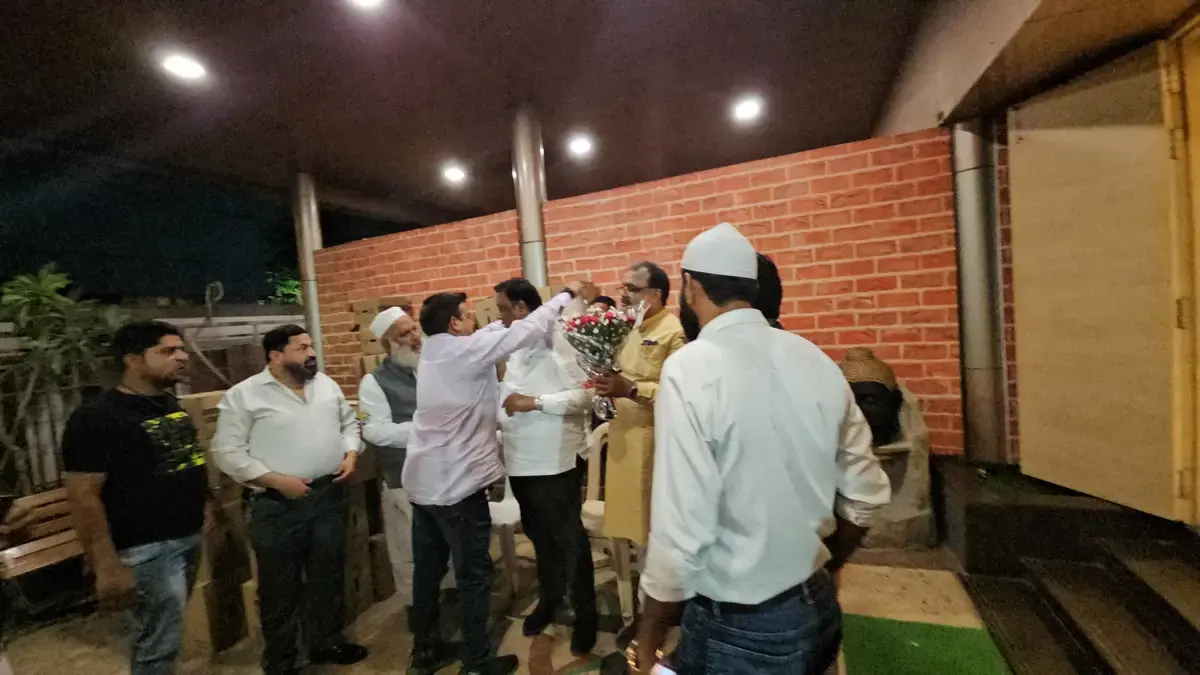 Bandra Laal Kua Gathering photo 3
