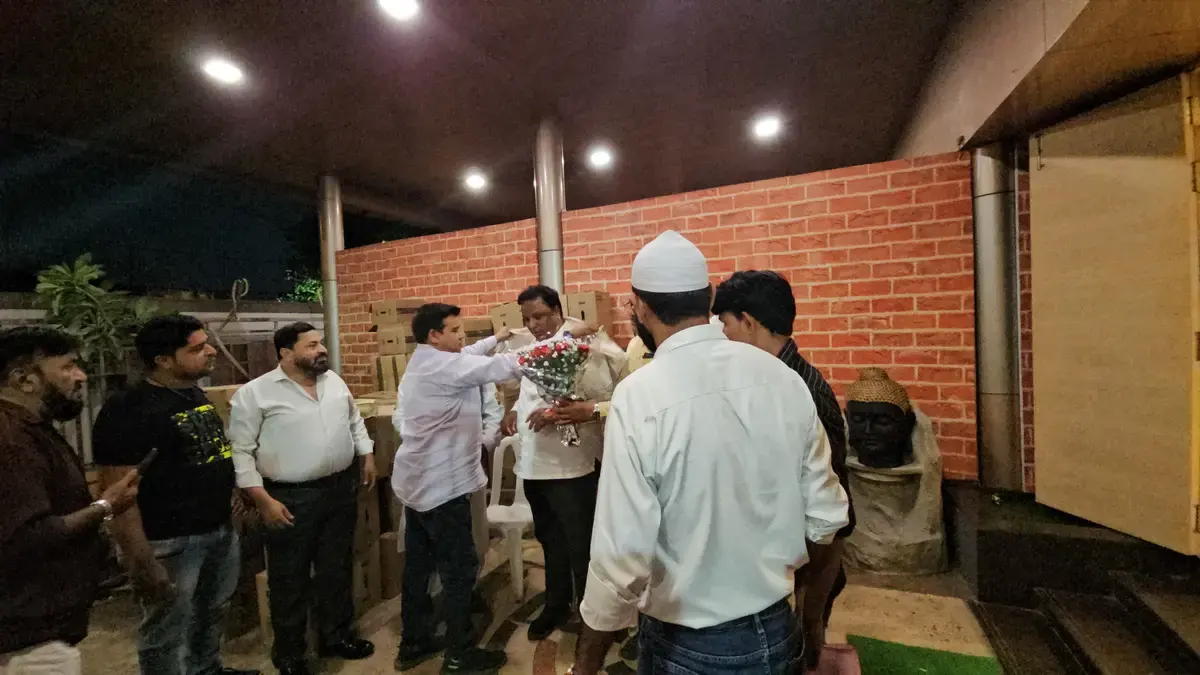 Bandra Laal Kua Gathering photo 4