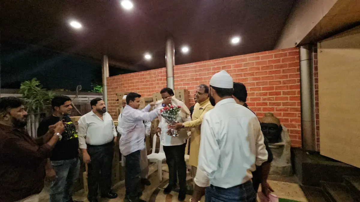 Bandra Laal Kua Gathering photo 5